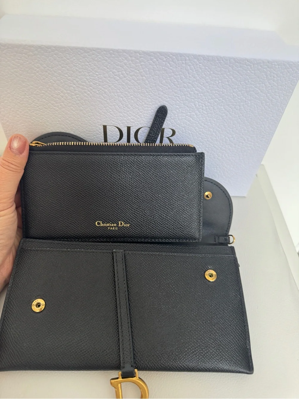 Dior Wallet On Chain